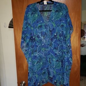 Very light and flowing plus size blouse
